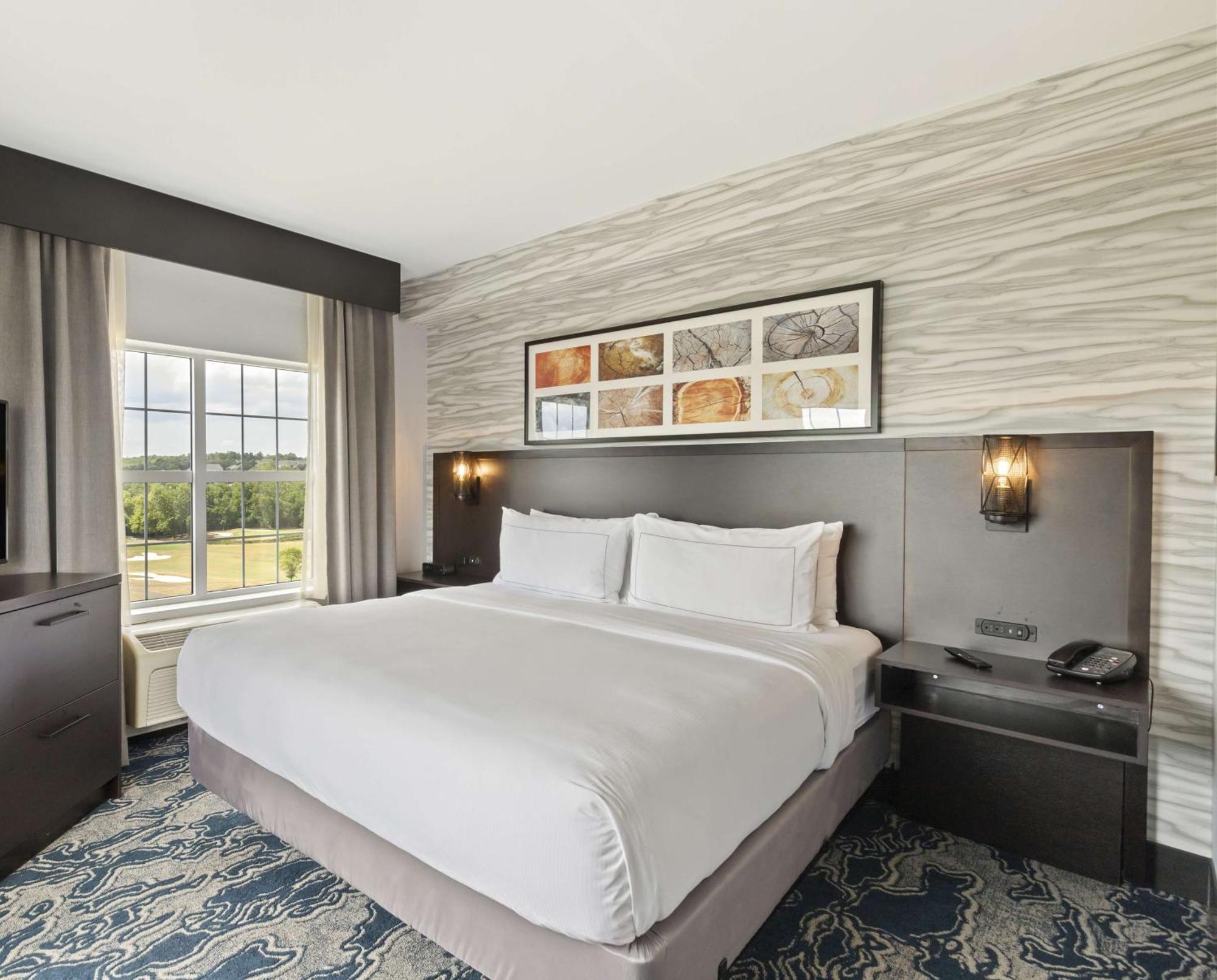 Hotel Doubletree By Hilton Blue Ridge Shadows 4*