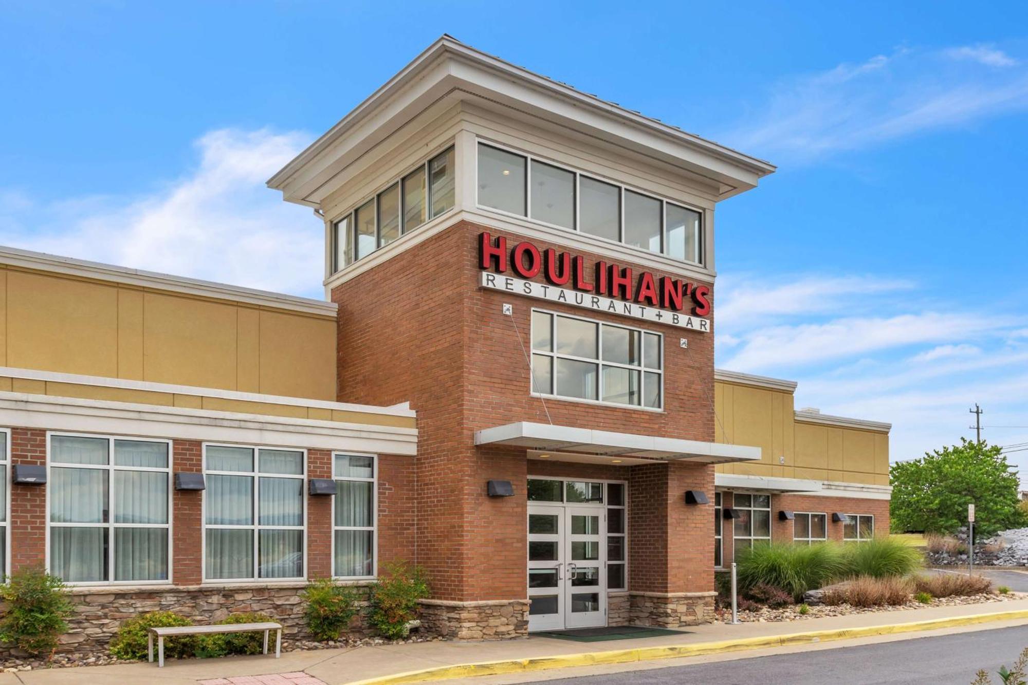 Doubletree By Hilton Blue Ridge Shadows